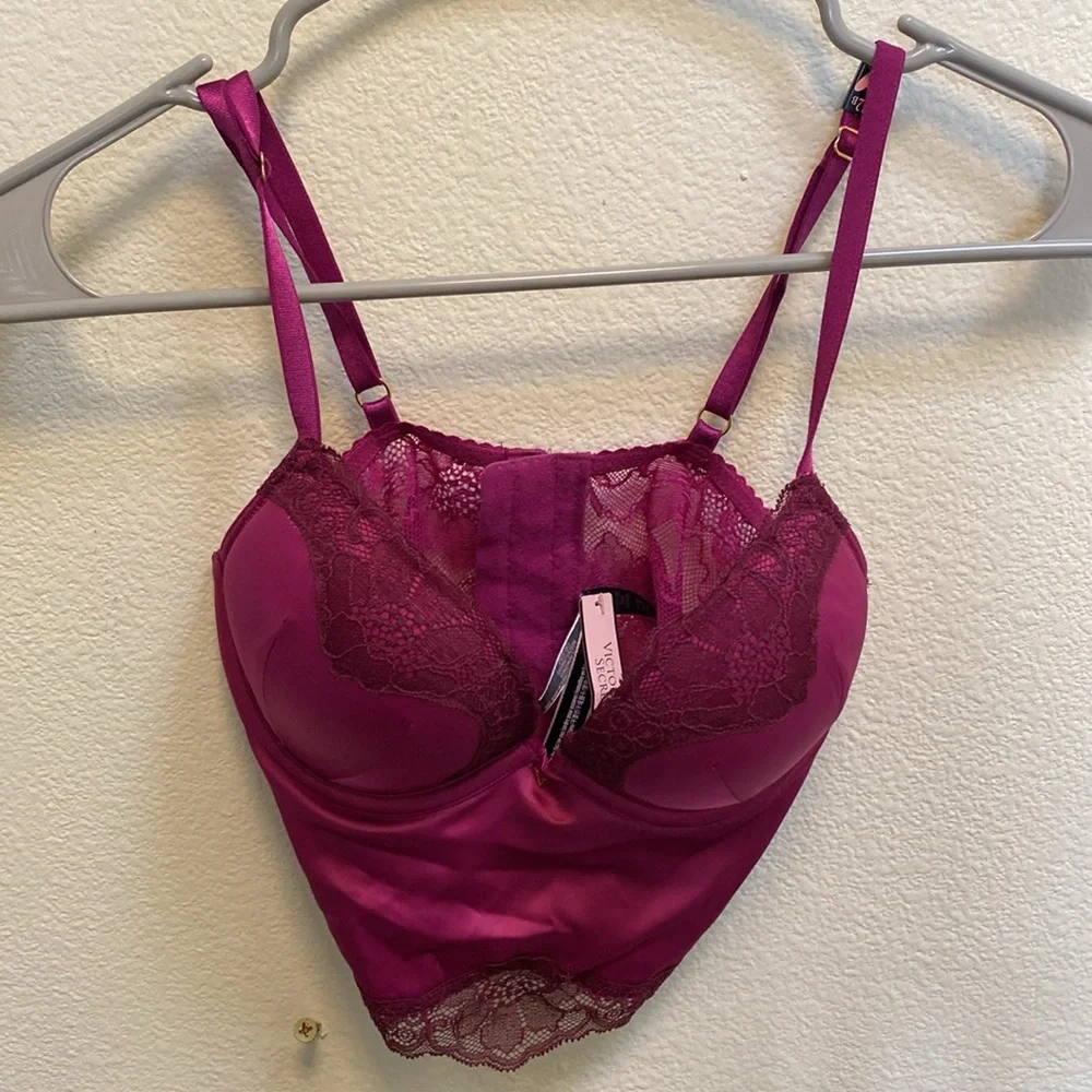 Victoria’s Secret Corset 32B - Picture 4 of 4